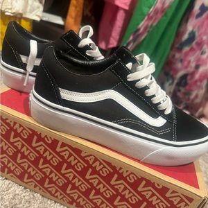 Black vans women size 7